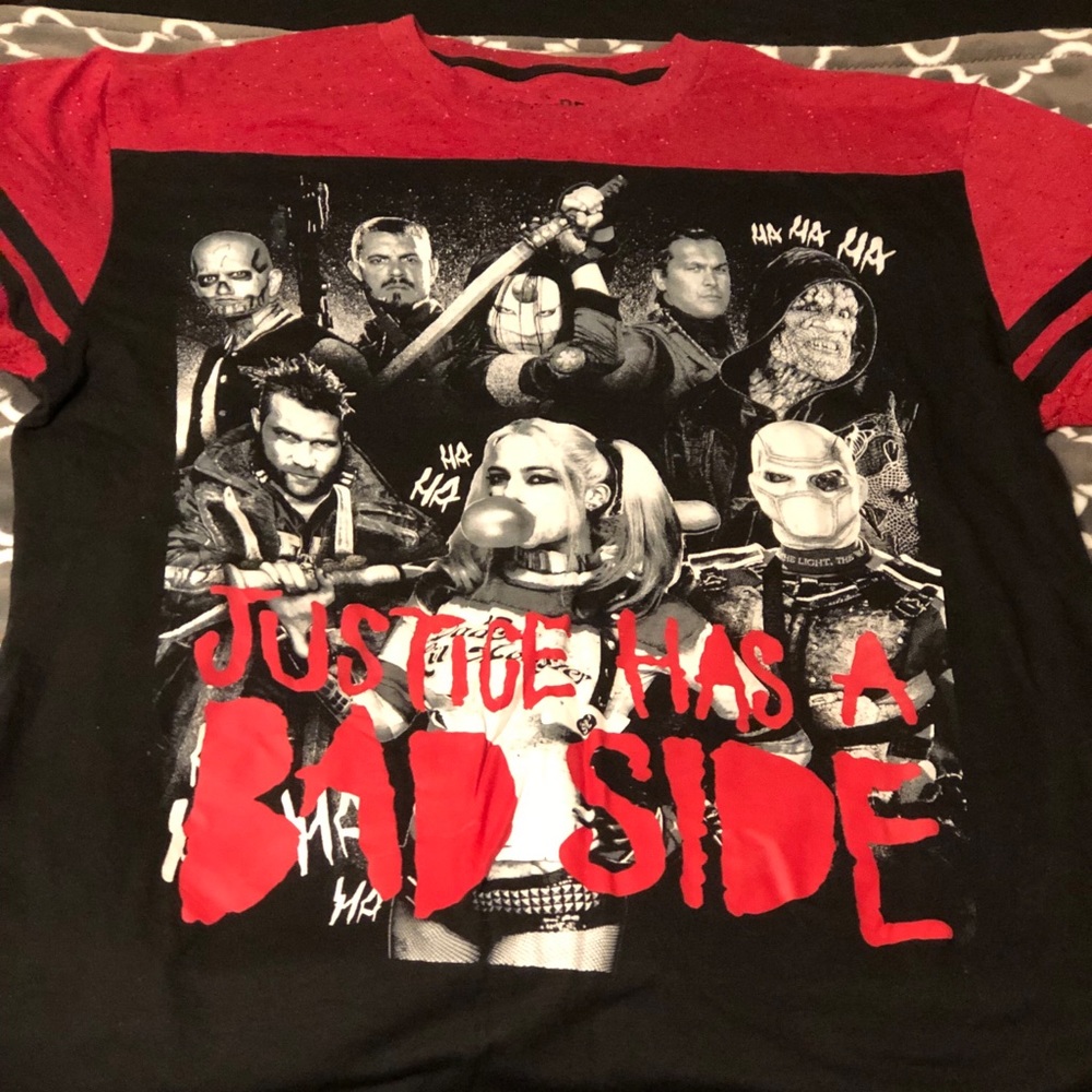 Suicide Squad “Justice has a bad side” shirt sz XL